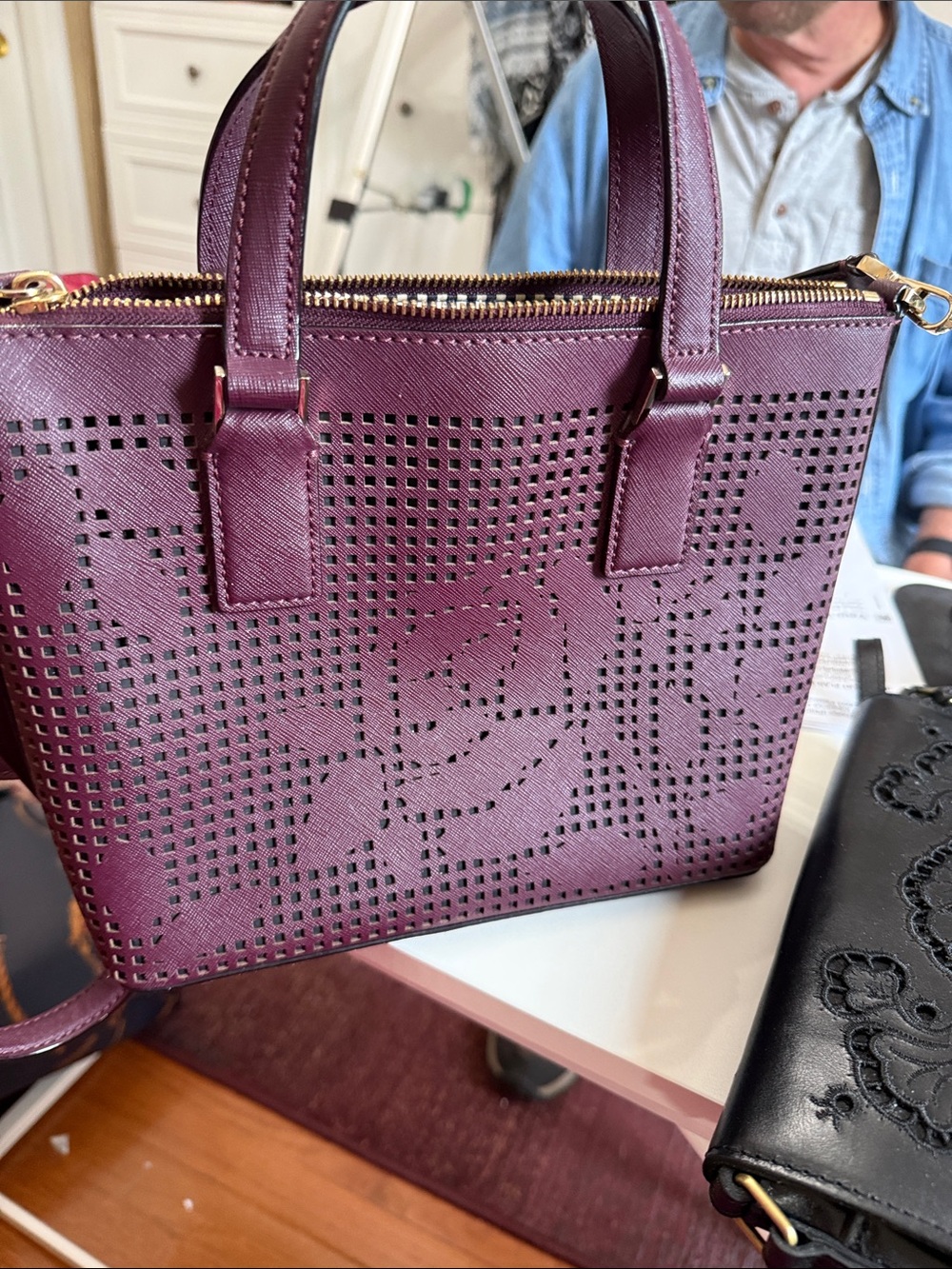 Kate Spade perforated rose wine crossbody. 8x 10”. Never used. Burgandy rose - Picture 4 of 9